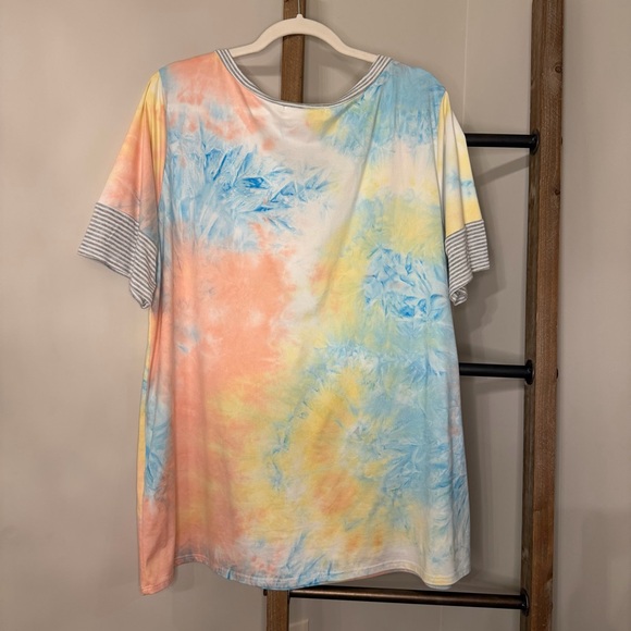 Haptics Tie Dye Short Sleeve Pocket Top - Size 1X - Picture 2 of 4